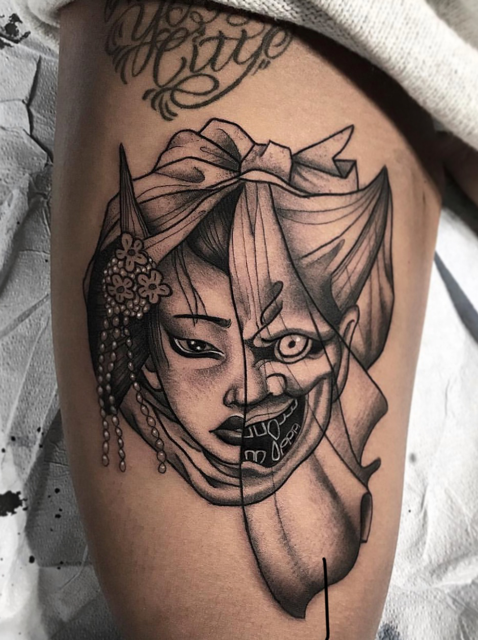 Alisha Gory lady face tattoo
