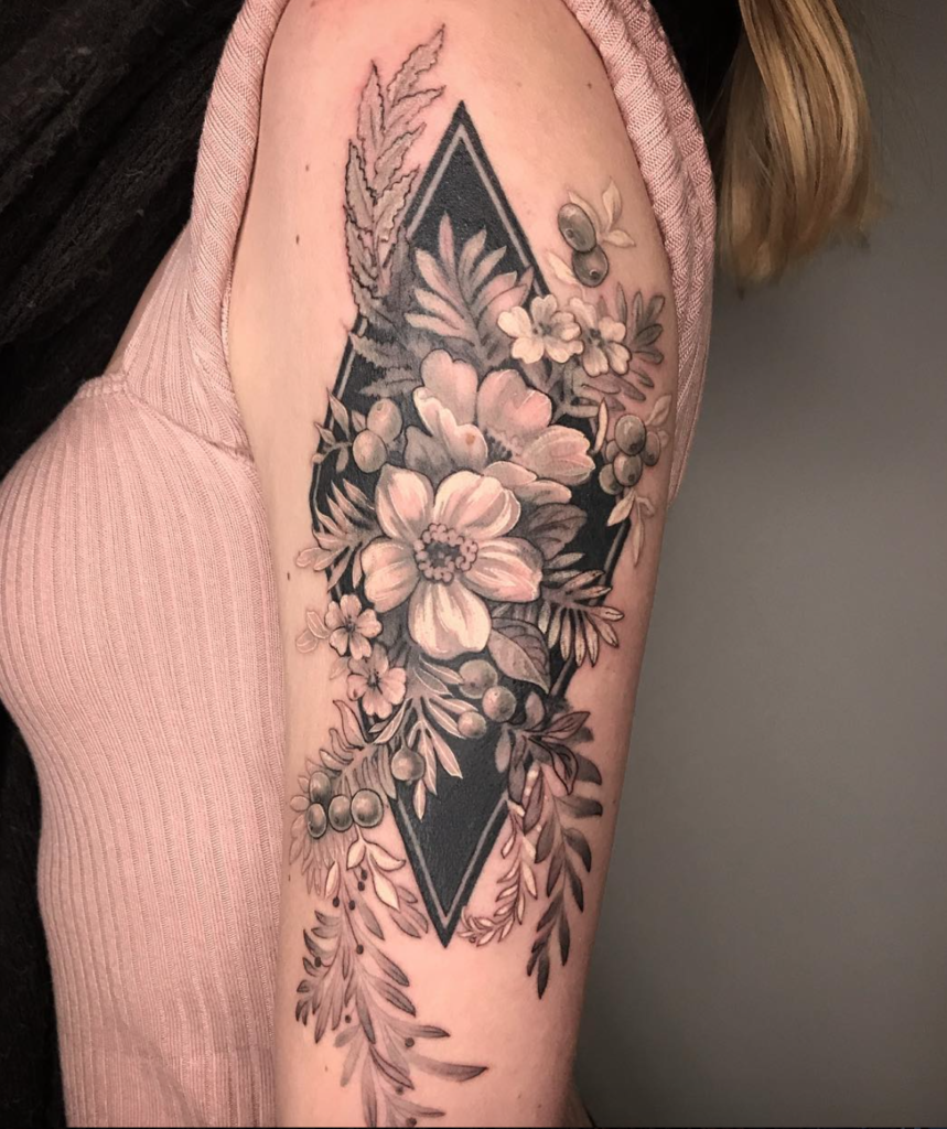 Esther Garcia Floral tattoo
