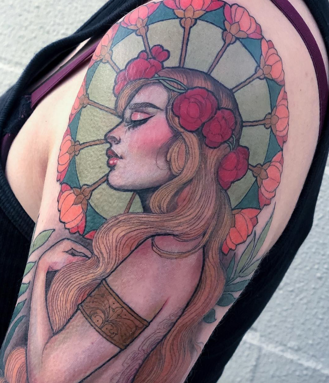 Hannah Flowers art nouveau tattoo