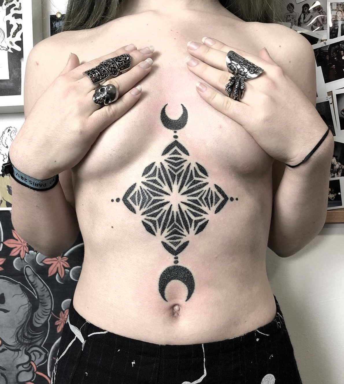 Stomach tattoo by Grace Neutral 