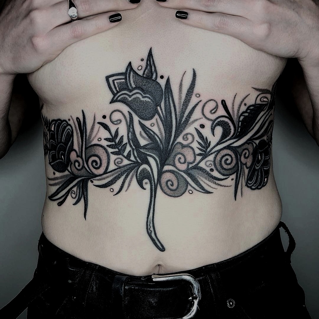 Stomach tattoo by Hannah Pixie Snowdon