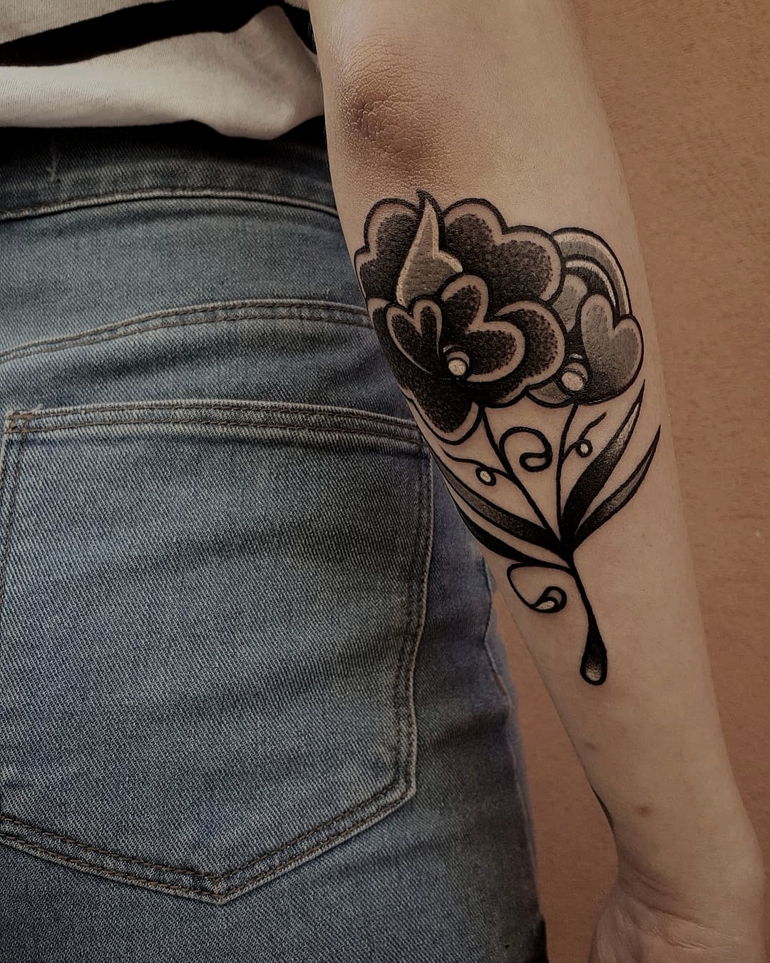 Flower tattoo by Hannah Pixie Snowdon