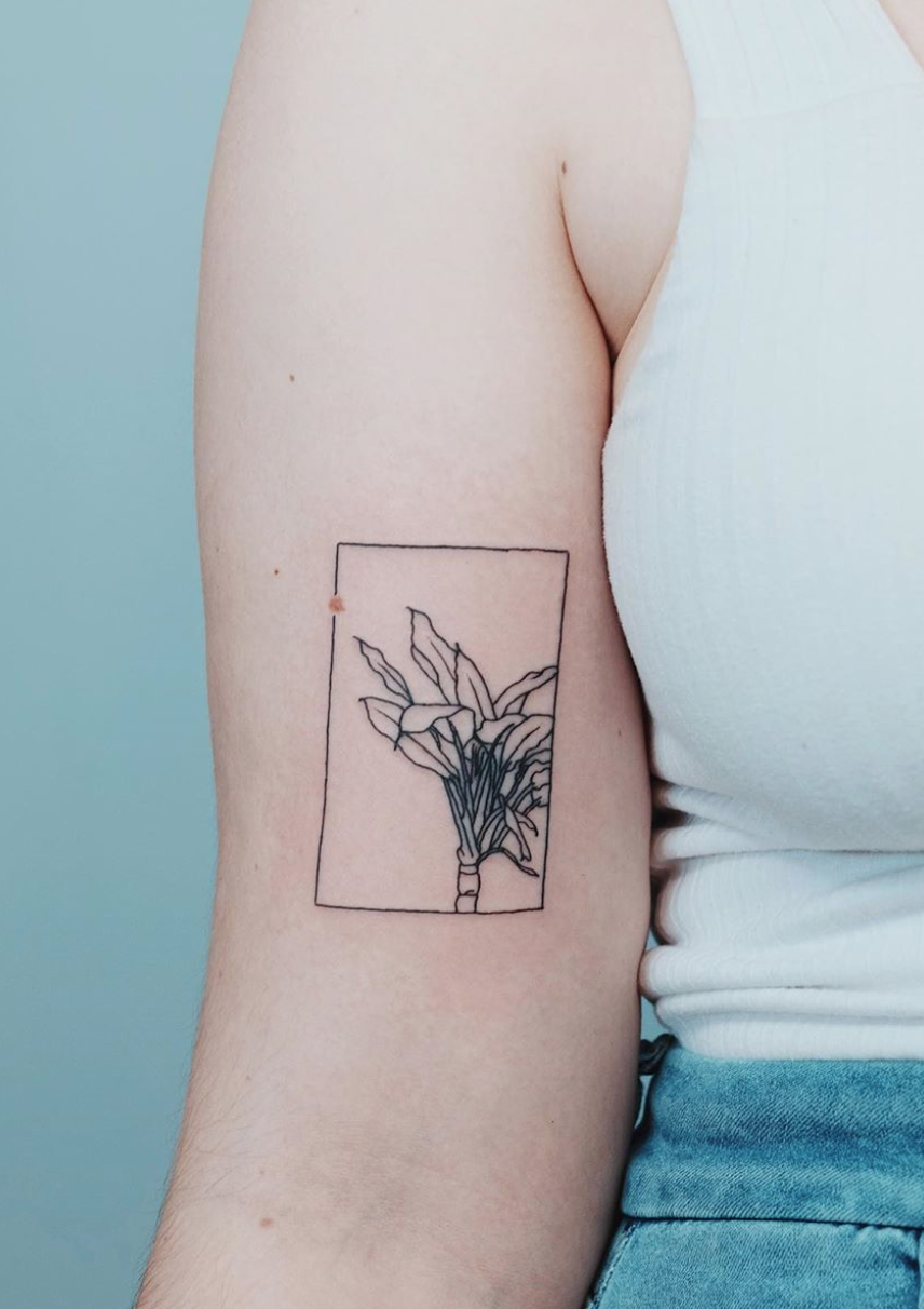 floral tattoo by Chloe Besson